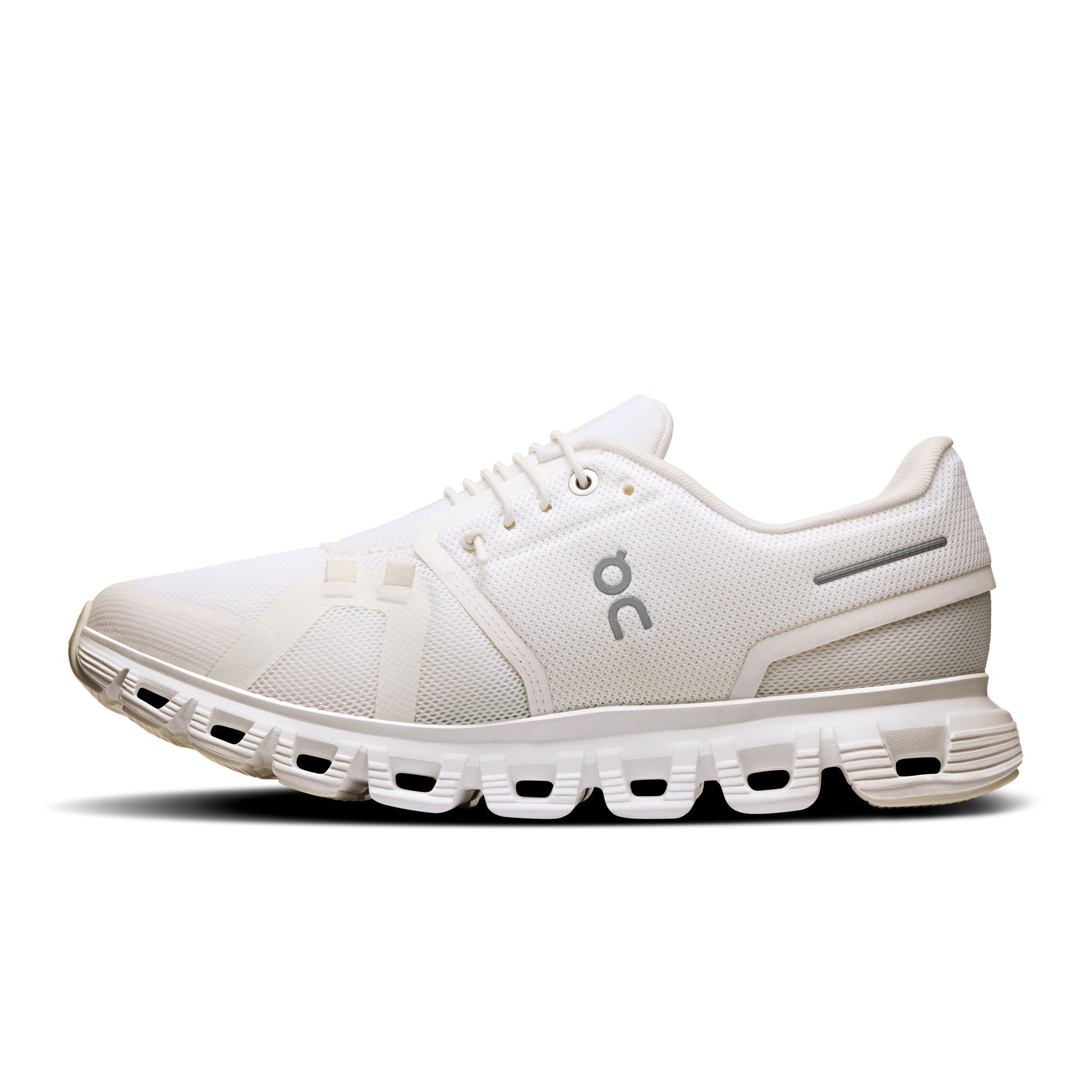 On Running Cloud 6 White (Women's) - OnSize