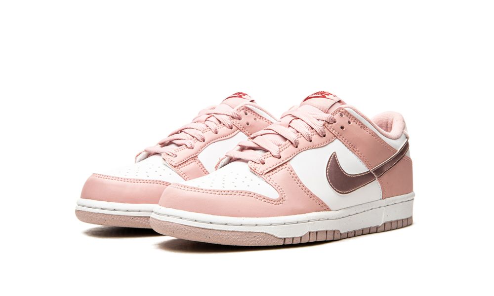 Nike Dunk Low Pink Velvet - OnSize