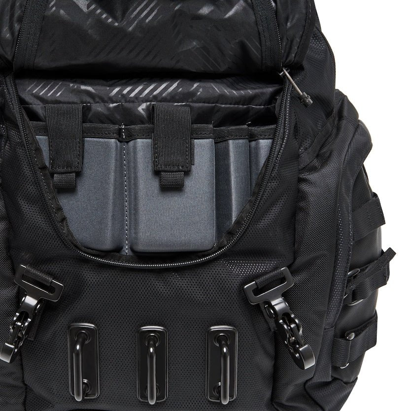 Oakley Kitchen Sink Backpack Stealth Black - OnSize